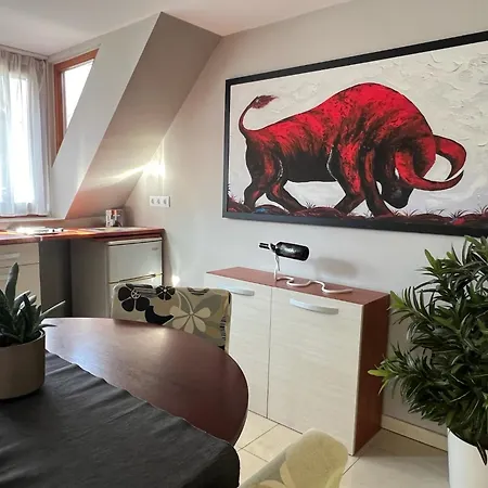 Aparthotel Margareta Garden & Eger